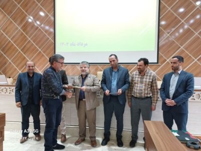 تجلیل از خبرنگار آرمان تبریز به مناسبت روز خبرنگار