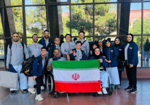 پاراکاراته کا آذربایجان شرقی بر بام آسیا ایستاد