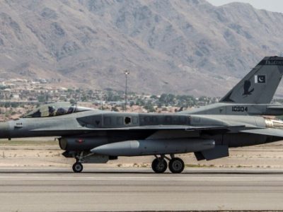 حمله هوایی پاکستان به افغانستان / طالبان: پاسخ می‌دهیم!