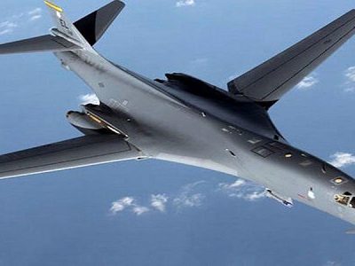 مانور بمب‌افکن‌ آمریکایی در لب مرز ایران