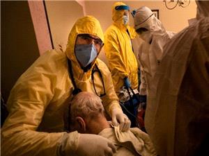 تعداد قربانیان از مرز ۵۸۱ هزار نفر گذشت/ نتایج امیدوار کننده یک واکسن ضد کرونا در آمریکا/ هنگ کنگ وارد فاز بحرانی کرونا شد