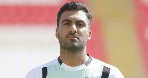 مبارکی: با سیاست کاری ندارم/هدفم ارائه بازی خوب در مسابقات است