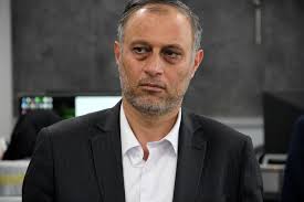 همه بخش‌ها برای حل مشکلات صنعت باید پای کار باشند