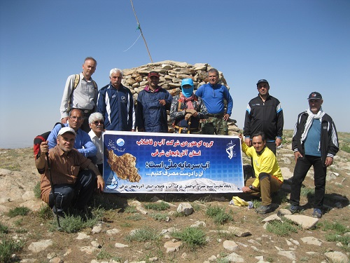 صعود به قله بهول توسط گروه کوهنوردی شرکت آب وفاضلاب آذربایجان شرقی