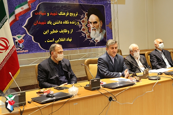 خدمت بیمنت به خانوادههای معظم شاهد و ایثارگر از خصایص کارکنان بنیاداست