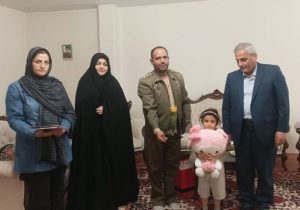 تکریم دختران شهدا توسط مدیرکل بنیاد شهید آذربایجان شرقی به مناسبت روز دختر