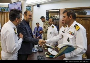 تجلیل استاندار آذربایجان شرقی از ۱۲ عضو ناوگروه ۸۶ نیروی دریایی ارتش جمهوری اسلامی ایران