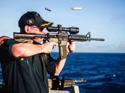 برکناری فرمانده ناوچه آمریکایی بعد از انتشار یک عکس