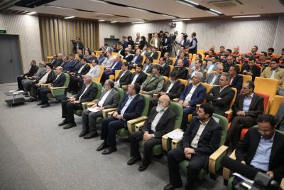 قرارداد سرمایه گذاری در تاسیسات فاضلاب شهر اهر باحضور رئیس جمهور مبادله شد