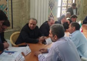 میز خدمت شرکت آب و فاضلاب آذربایجان شرقی در مصلی تبریز برپا شد / تأکید مدیرعامل آبفای آذربایجان شرقی بر خدمترسانی بیواسطه به مردم