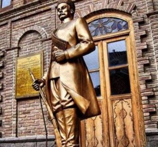 تبریز بودکه مشروطه را شکل داد/بدون تبریز مشروطه رخ نمی داد