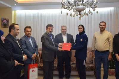 مدیرعامل گروه صنعتی تراکتورسازی ایران به دیدار نائب قهرمان تکواندوی آسیا رفت