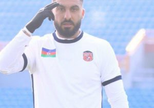 علی مبارکی پیشنهاد حضور در لیگ ایران را رد کرد