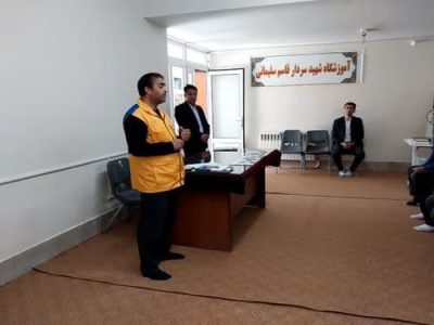 برگزاری کلاسهای آموزشی ترویجی با اولویت بیماری های مشترک بویژه تب مالت، آنفلوآنزای فوق حاد پرندگان، تب کریمه کنگو، هاری و ..در هشترود