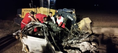 رئیس جمعیت هلال احمر شهرستان چار اویماق خبر داد ؛ برخوردمرگبار  پژو ۴۰۵ با کامیون حامل علوفه