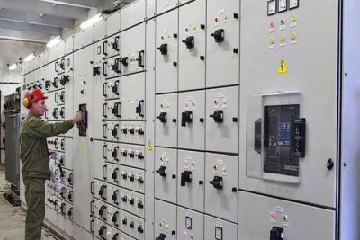 حفاظت و نگهداری از تجهیزات صنعت برق وظیفه همه مردم است