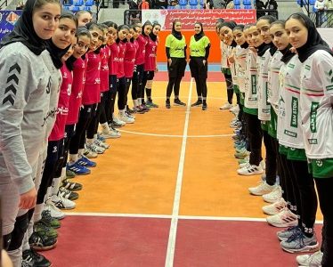 سومی دختران هندبال مقاومت شهرداری تبریز در مرحله نخست لیگ آیندگان کشور