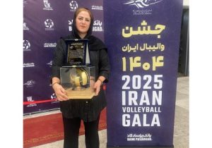 سرمربی تیم مقاومت شهرداری تبریز، محبوب‌ترین مربی زن والیبال ایران شد