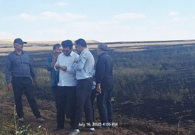 آتش سوزی زمین های کشاورزی روستاهای نظر کهریزی مهار شد