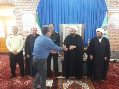 عضو فعال ستاد نماز جمعه و خبرنگار آرمان تبریز در هشترود تجلیل شد