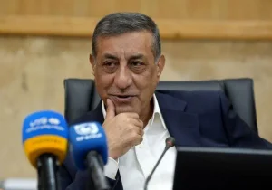 اختلاف بین عارف و قائم پناه جدی است؛ استعفای عارف شایعه نیست