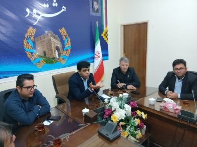 فرماندار هشترود در نشست صمیمانه با اصحاب رسانه؛ خبرنگاران، دیده‌بانان امین مردم هستند