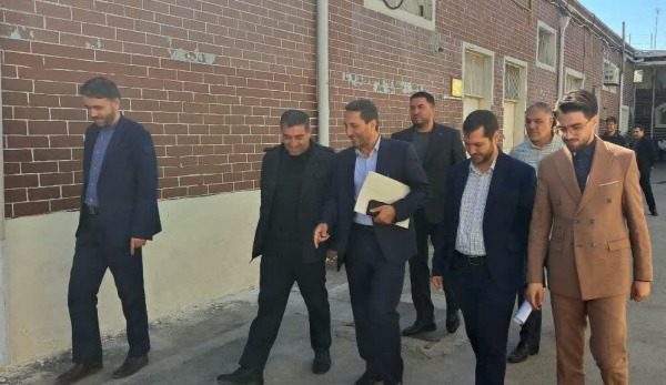 بازدید دادستان عمومی و انقلاب مرکز استان آذربایجان شرقی از قسمتهای مختلف زندان مرکزی تبریز بازدید دادستان عمومی و انقلاب مرکز استان آذربایجان شرقی از قسمتهای مختلف زندان مرکزی تبریز