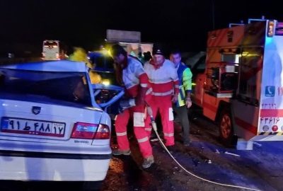 تریلی در اتوبان پیامبر اعظم تبریز یک سمند را زیر گرفت/ دو سرنشین فوت و سه نفر مصدوم شد