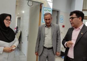 بازدید فرماندار هشترود از آزمایشگاه گنجینه کتاب