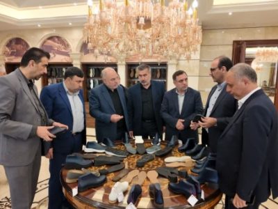 عزم صمت آذربایجان شرقی برای تقویت زنجیره راهبردی کفش تبریز/اشتغال مستقیم بیش از ۳۰ هزار نفر در صنعت کفش