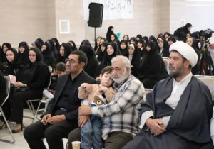گرامیداشت هفته دفاع مقدس در گلزار شهدای وادی رحمت تبریز
