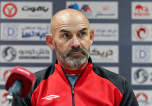 تعطیلی‌های مکرر به نفع تیم‌ها و فوتبال نیست