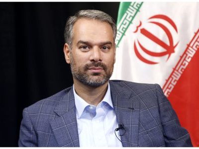 انتقاد تند رشیدی کوچی از کاظم صدیقی و شمخانی /فقر را فخر کردیم، وقتی خانه‌ات پر از دلار است، قیمتش را چه می‌کنی؟