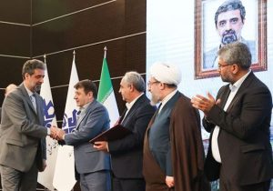 رسانه ملی در برابر جریان تحریف ایستاده است