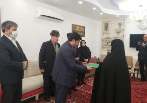 دیدار رئیس سازمان جهادکشاورزی استان آذربایجان شرقی با خانواده جهادگرشهید حسین متذکر در مراغه
