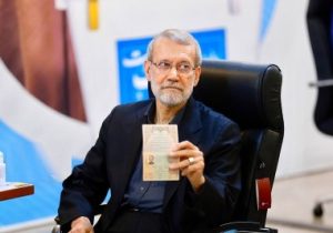 لاریجانی: بیش از یک میلیون پیام دریافت کردهام