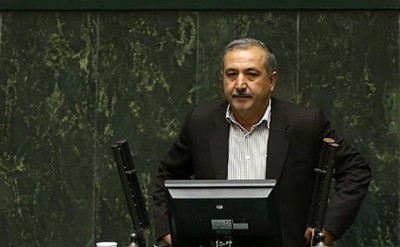 نماینده مردم مهاباد: دولت رئیسی حتی نمیتواند قیمت نان و مرغ را مدیریت کند