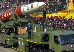 غول جدید شرق سر بر می آورد/ هند، قدرت نظامی که در کنار روسیه قرار می گیرد/ مروری بر توان دفاعی دهلی؛ فرزندان گاندی چند جنگنده و ناو در اختیار دارند؟