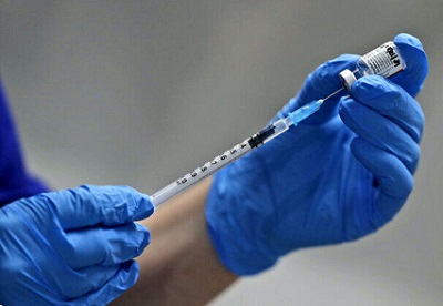 اومیکرون را نباید دست کم گرفت/ واکسن نزده های ایران به اندازه جمعیت یک کشور هستند